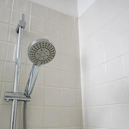 Guestready - Explore From A Prime Location