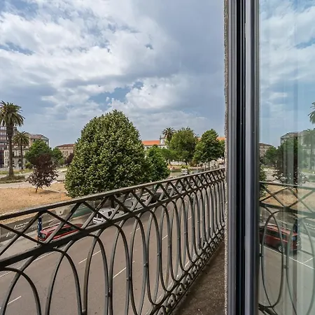 Guestready - Explore From A Prime Location Διαμέρισμα Πόρτο