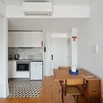 Guestready - Explore From A Prime Location Appartement *